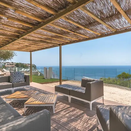 Luna Villa